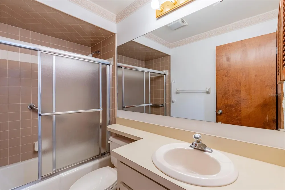 2681 WASHINGTON AVENUE #18 Eustis, FL 32726