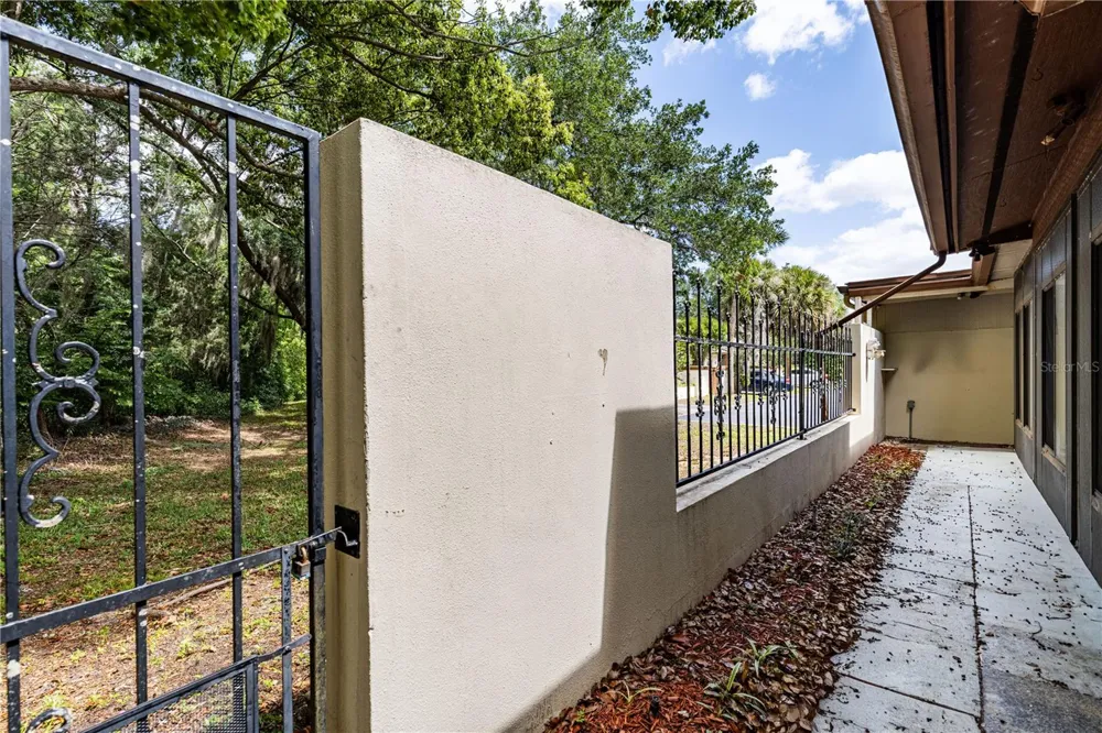 2681 WASHINGTON AVENUE #18 Eustis, FL 32726