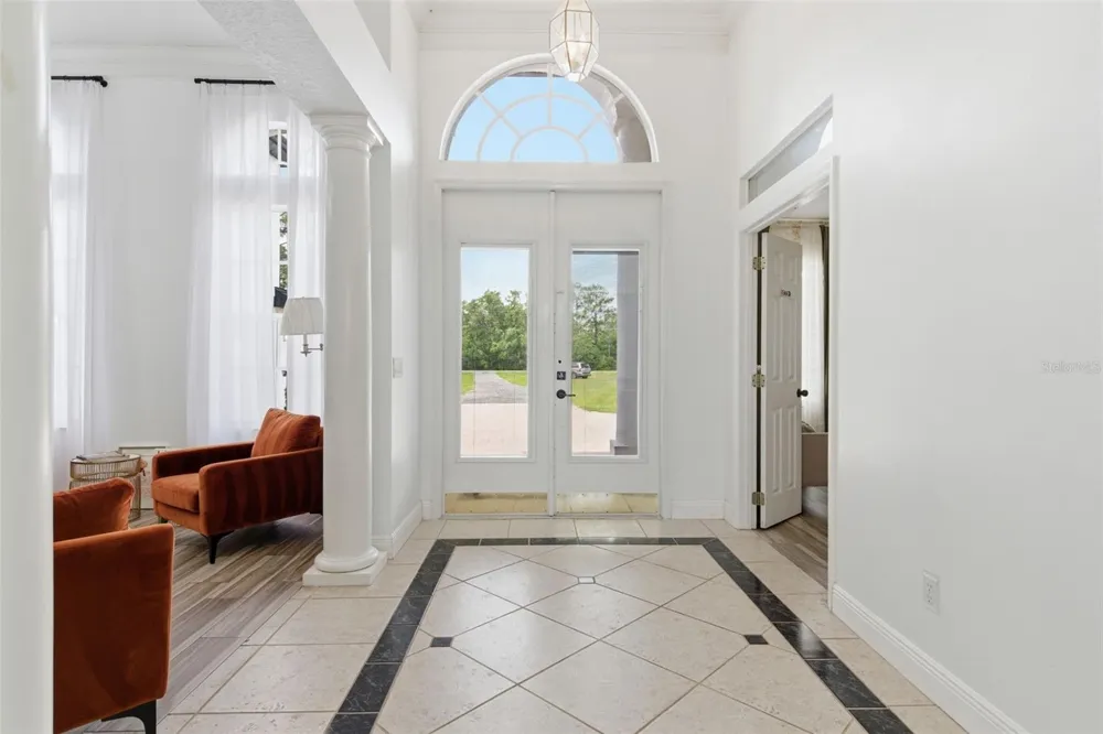 4529 CAESAR AVENUE Orlando, FL 32833