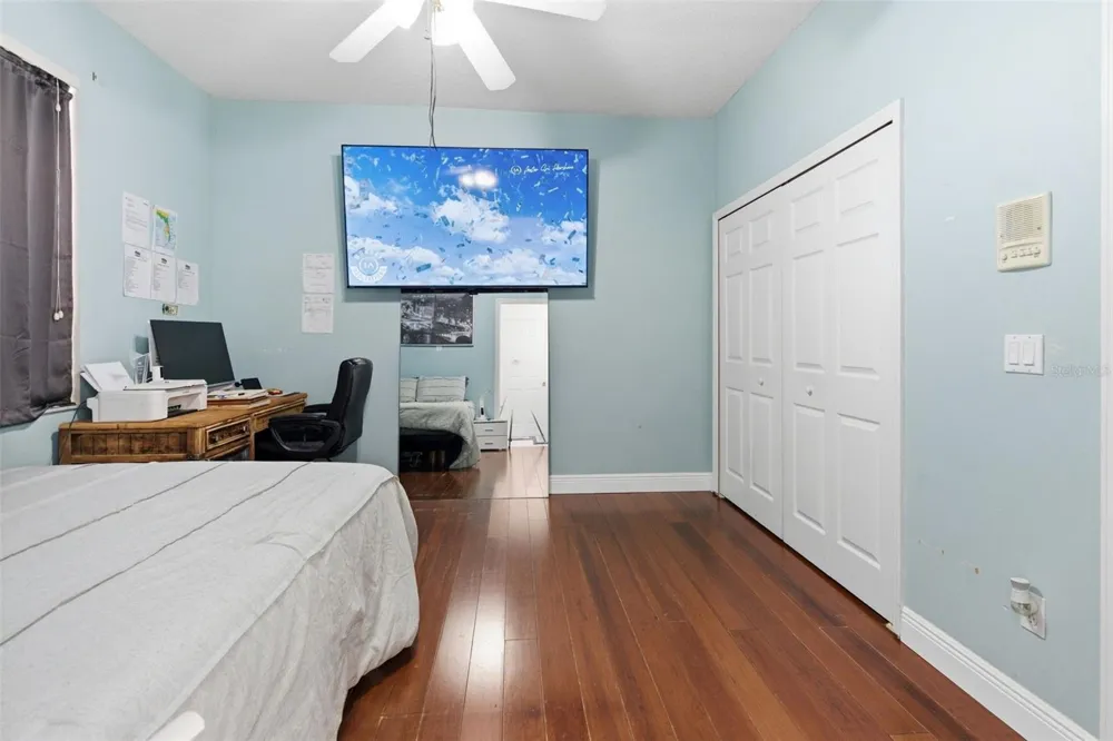 4529 CAESAR AVENUE Orlando, FL 32833