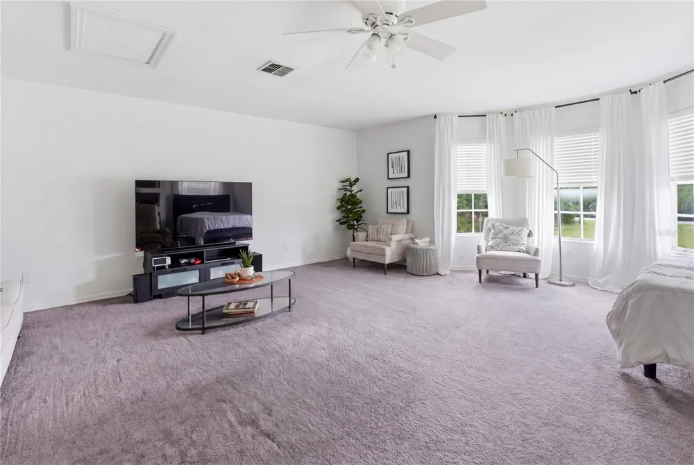 4529 CAESAR AVENUE Orlando, FL 32833