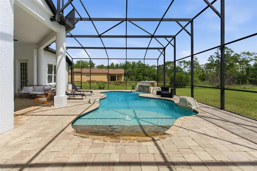 4529 CAESAR AVENUE Orlando, FL 32833