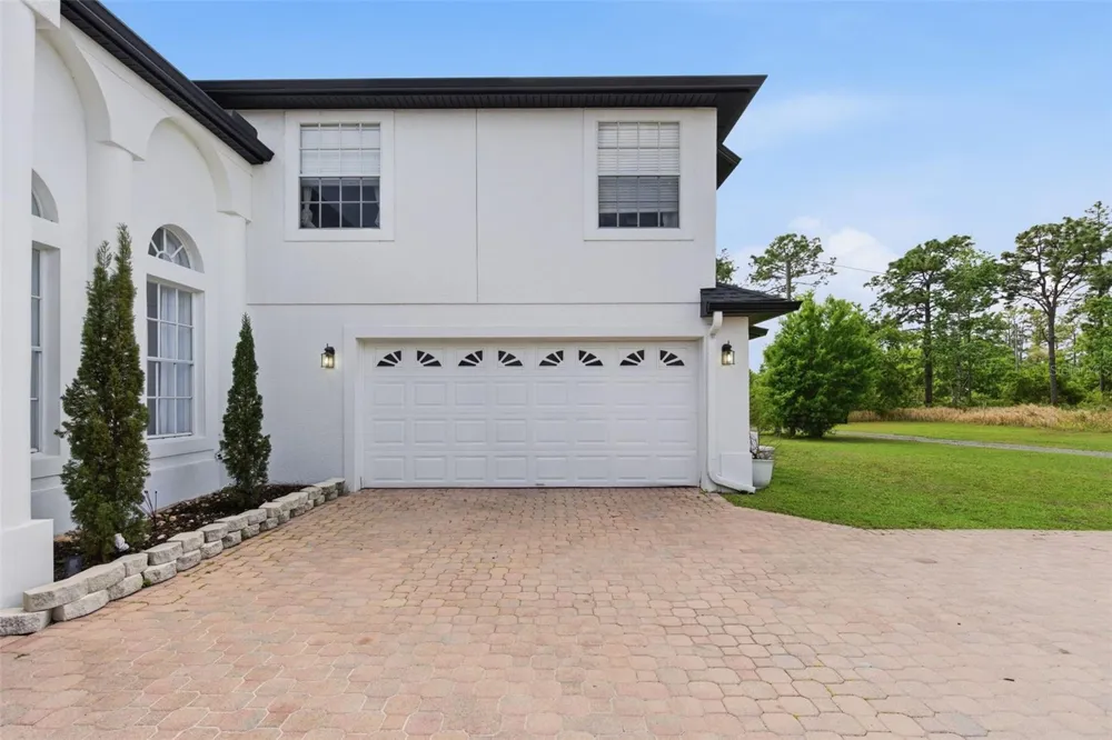 4529 CAESAR AVENUE Orlando, FL 32833
