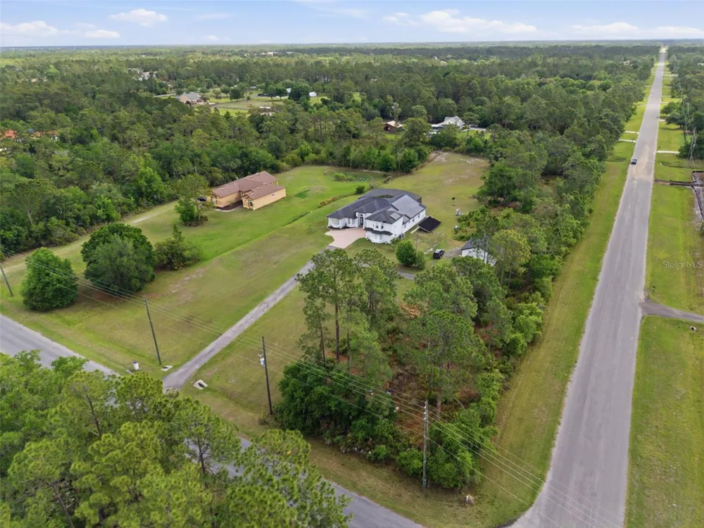 4529 CAESAR AVENUE Orlando, FL 32833