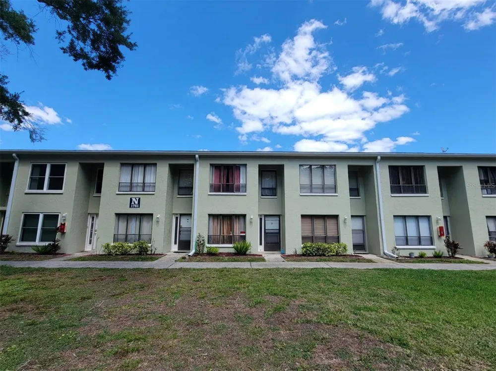 1761 CUPECOY CIRCLE ## N-7 Lutz, FL 33558
