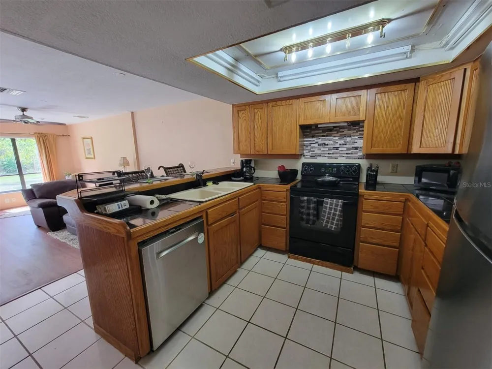 1761 CUPECOY CIRCLE ## N-7 Lutz, FL 33558