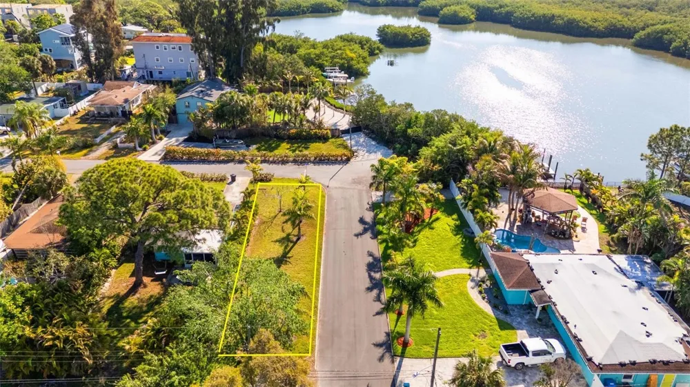 44TH STREET S Gulfport, FL 33711