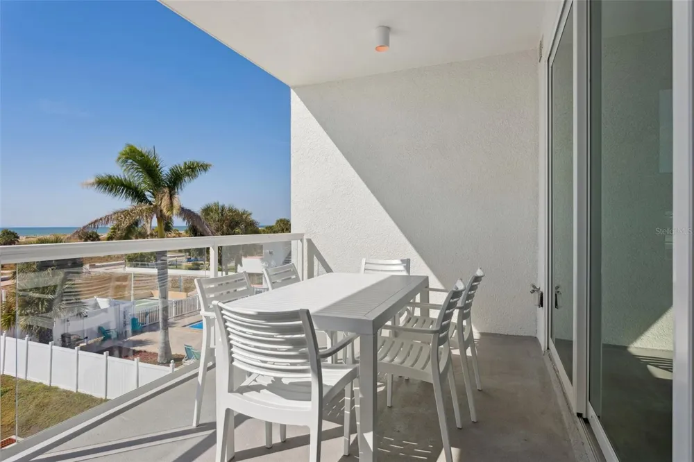 11500 GULF BOULEVARD #313 Treasure Island, FL 33706