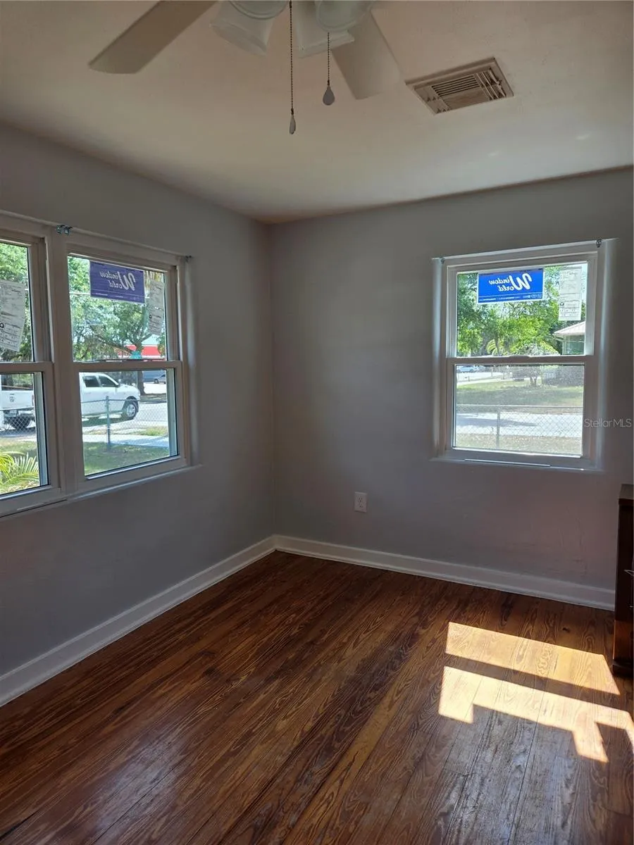 101 E ATWATER AVENUE Eustis, FL 32726