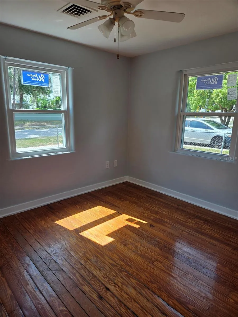 101 E ATWATER AVENUE Eustis, FL 32726