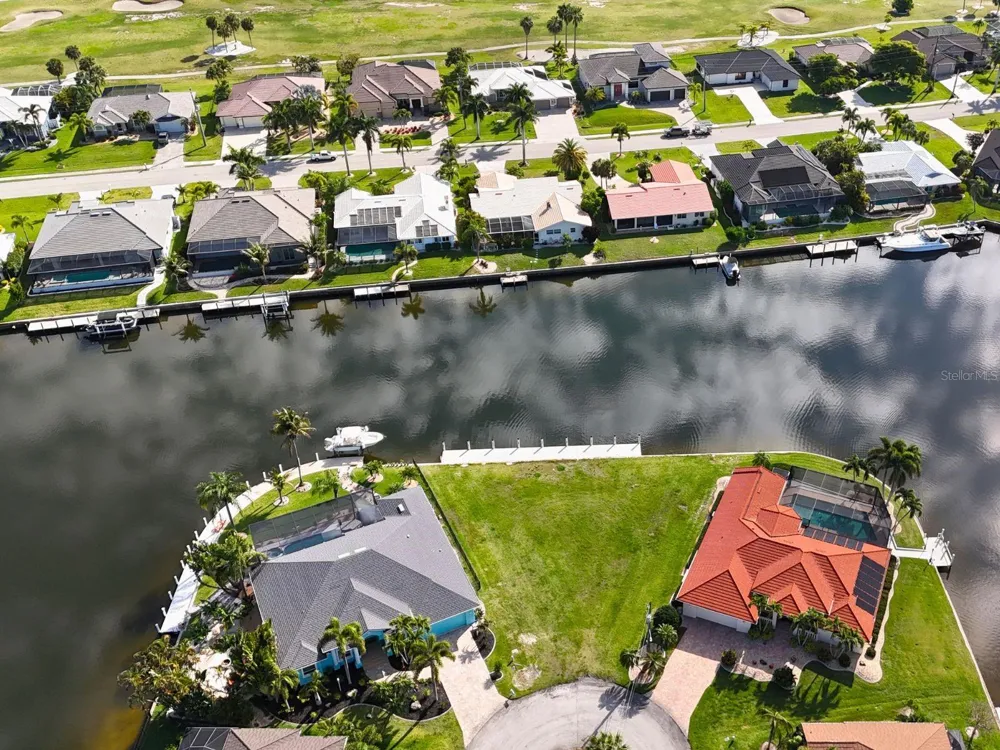 402 VALLETTA COURT Punta Gorda, FL 33950