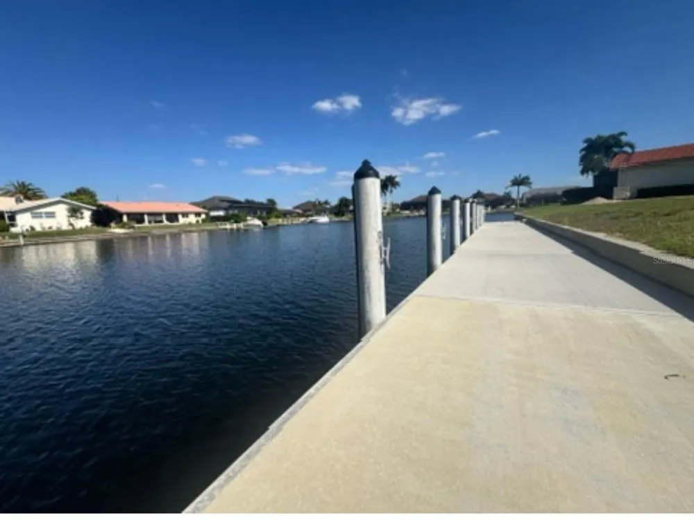 402 VALLETTA COURT Punta Gorda, FL 33950
