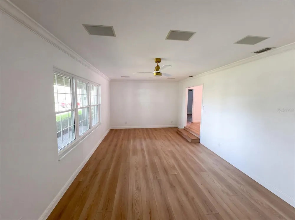 51 OAKLEIGH LANE Maitland, FL 32751