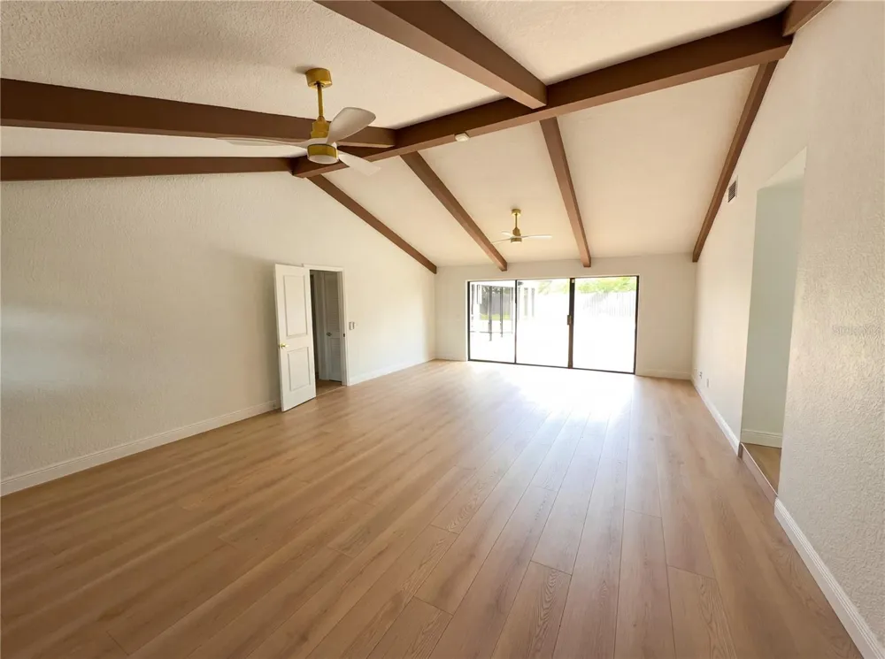 51 OAKLEIGH LANE Maitland, FL 32751