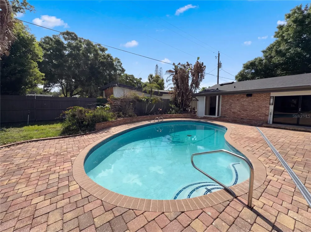 51 OAKLEIGH LANE Maitland, FL 32751