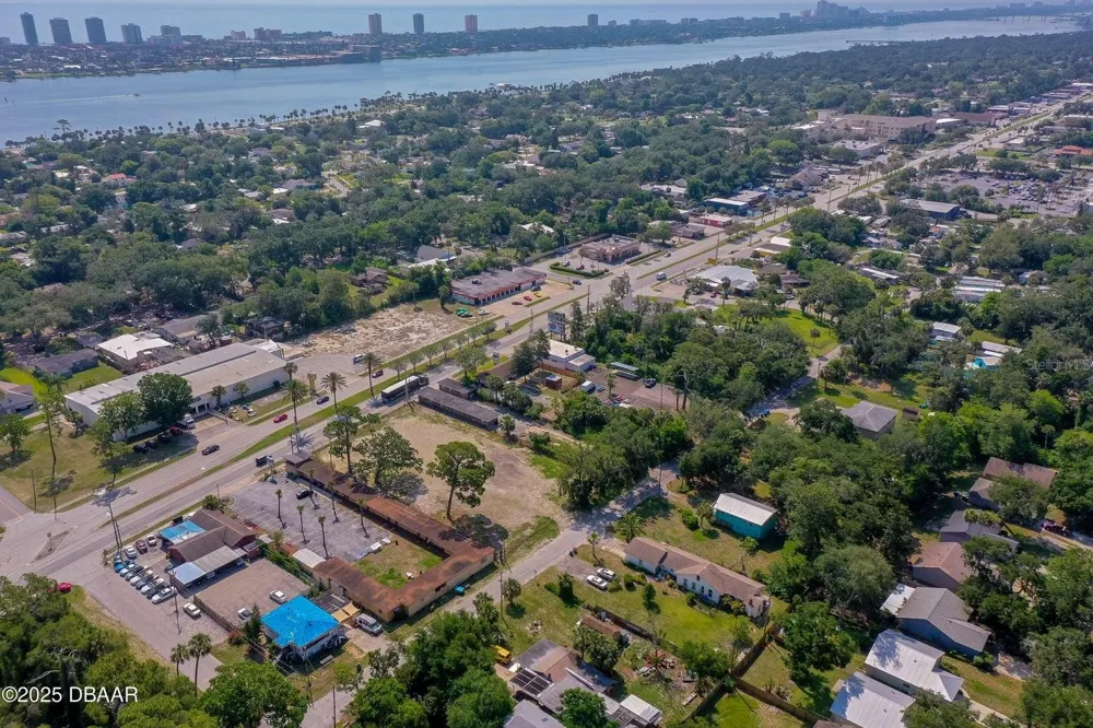 670 S YONGE STREET Ormond Beach, FL 32174