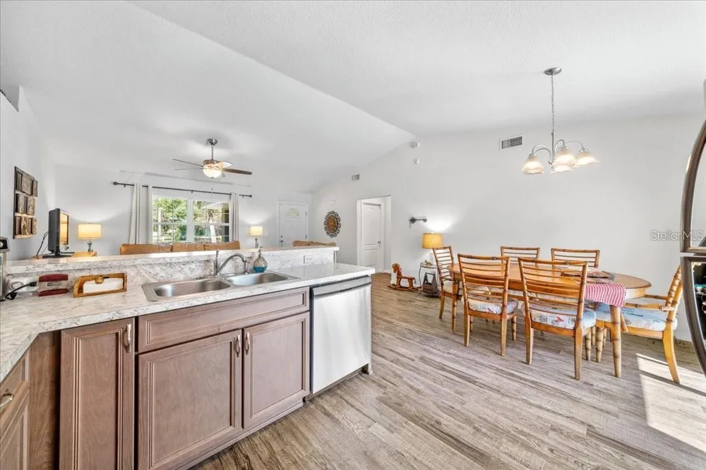 543 ROOKS AVENUE Inverness, FL 34453