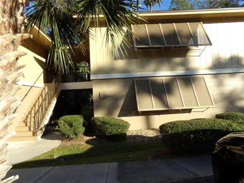 110 CYPRESS WOODS CT #5C