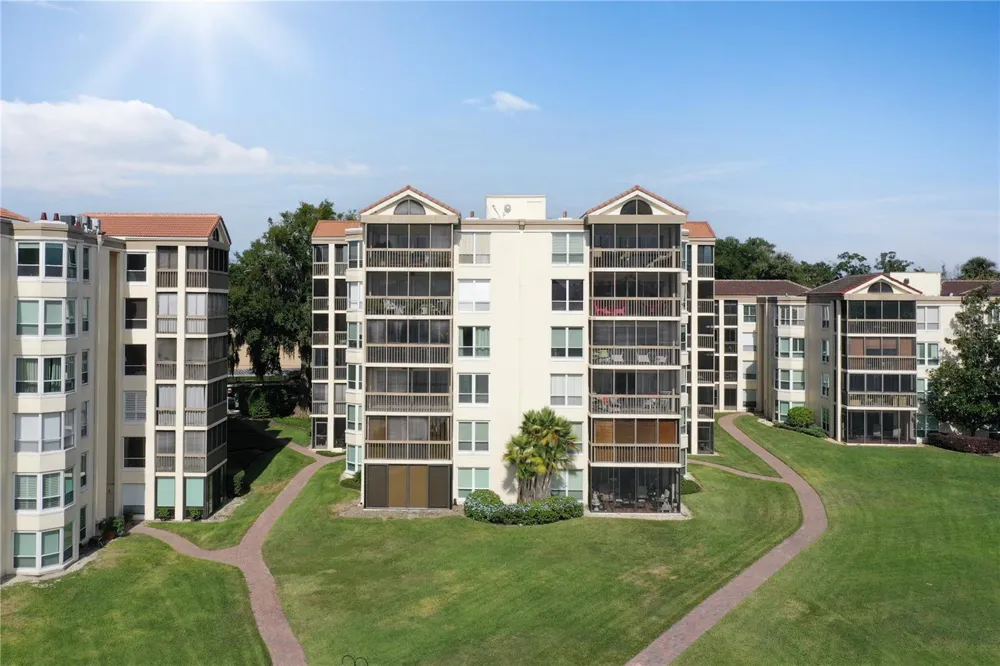 204 QUAYSIDE CIRCLE #201 Maitland, FL 32751
