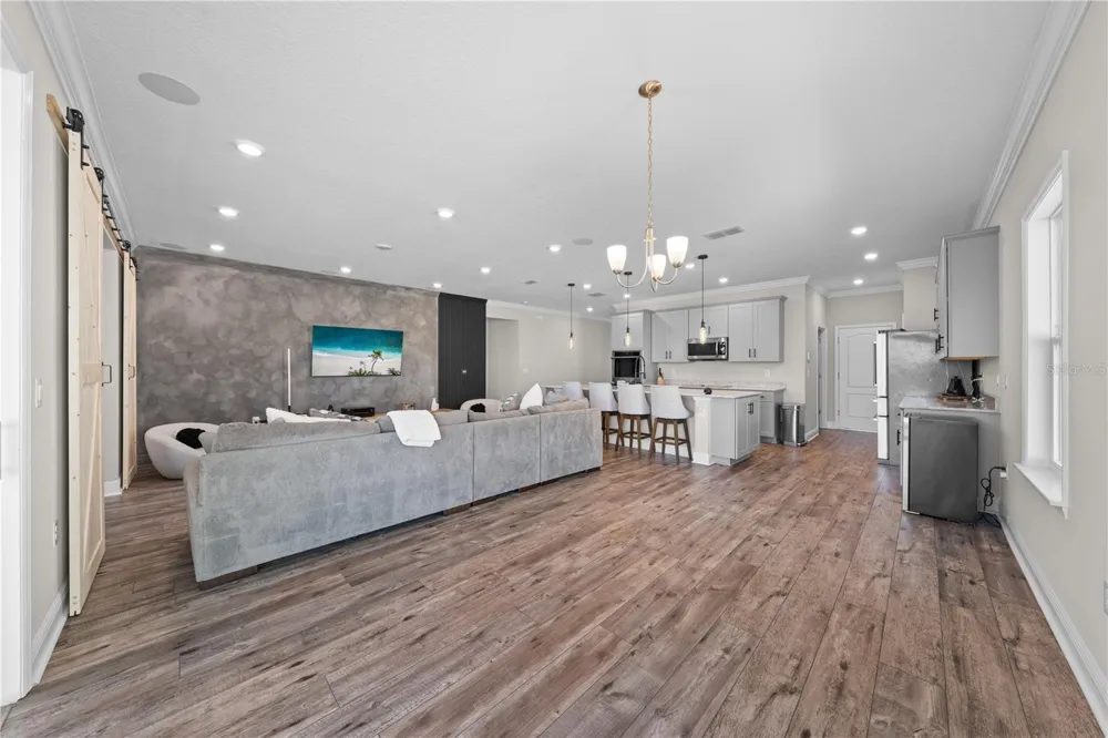 31041 JAZZ LEAF PLACE San Antonio, FL 33576