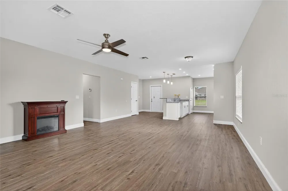 2581 POINCIANA DRIVE Indian Lake Estates, FL 33855