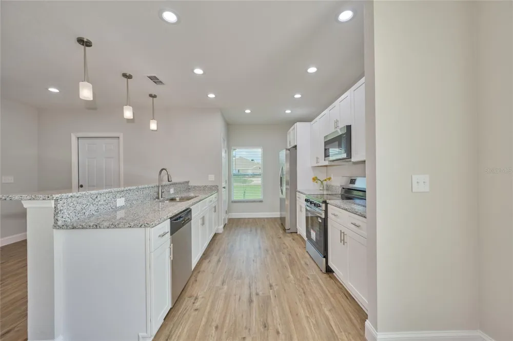 2581 POINCIANA DRIVE Indian Lake Estates, FL 33855