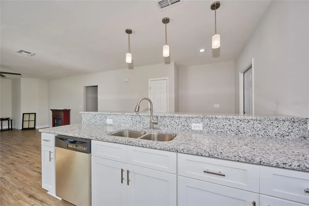 2581 POINCIANA DRIVE Indian Lake Estates, FL 33855