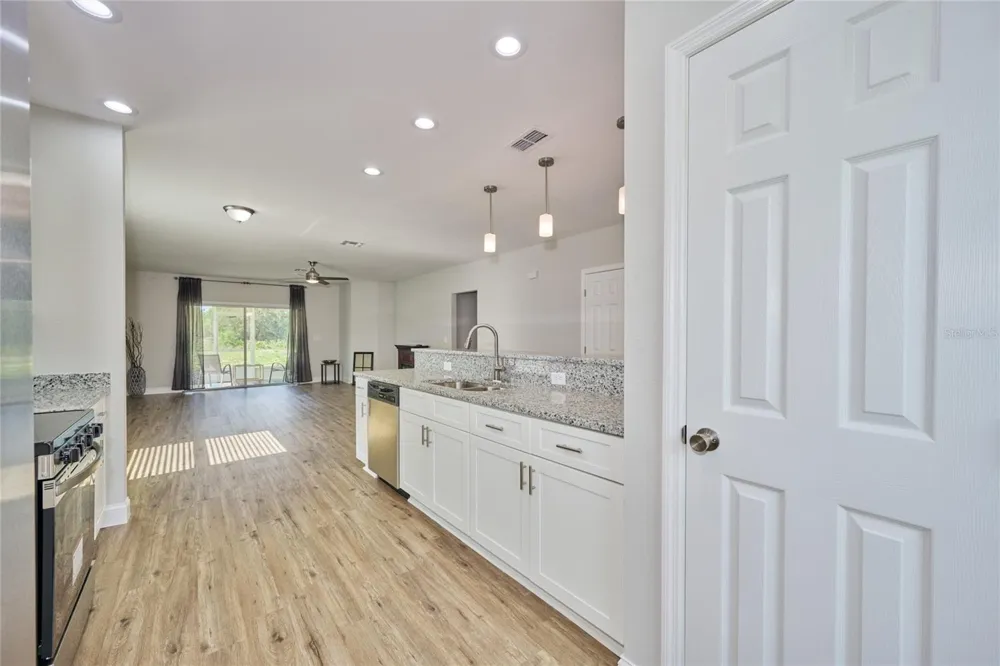 2581 POINCIANA DRIVE Indian Lake Estates, FL 33855