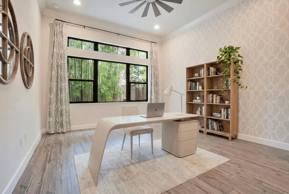 8394 VIA VITTORIA WAY Orlando, FL 32819
