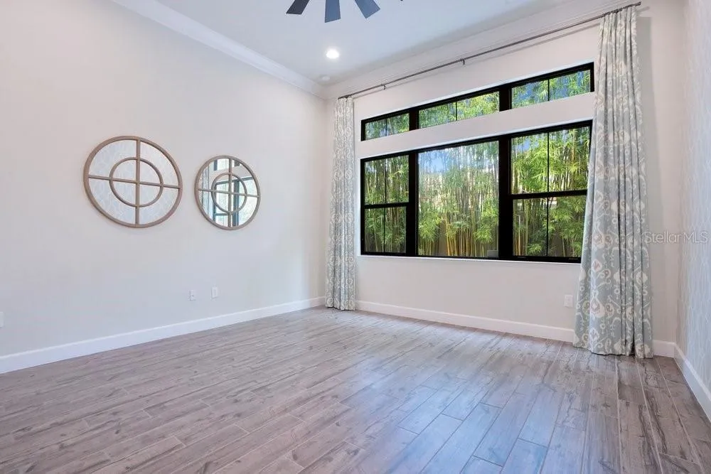 8394 VIA VITTORIA WAY Orlando, FL 32819