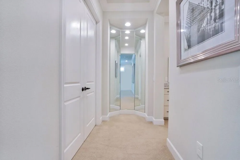 8394 VIA VITTORIA WAY Orlando, FL 32819
