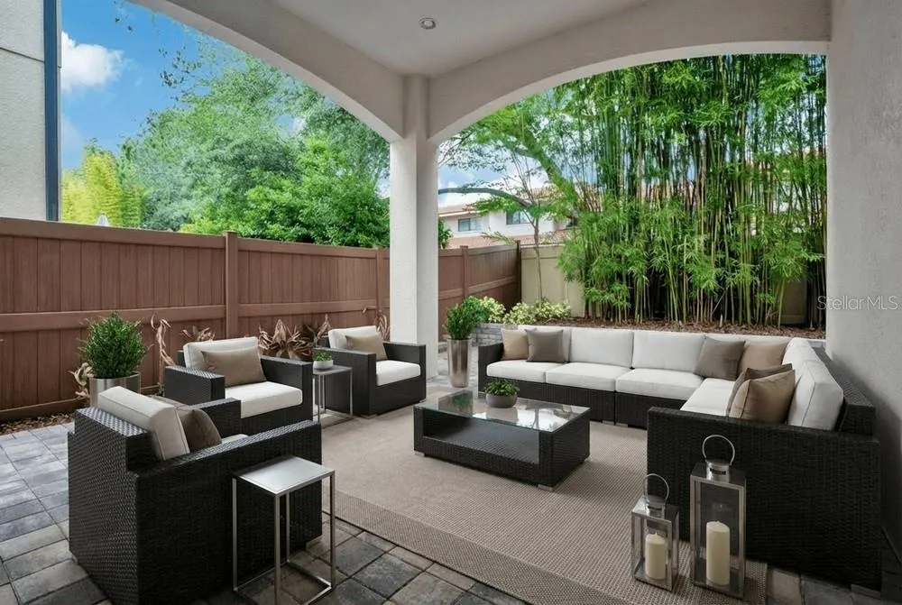 8394 VIA VITTORIA WAY Orlando, FL 32819