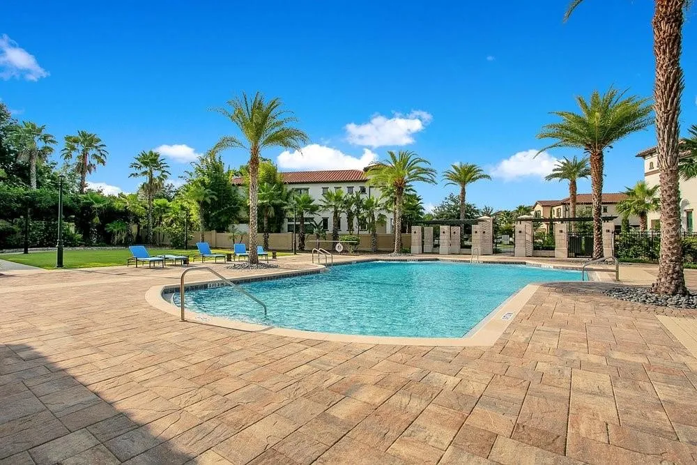 8394 VIA VITTORIA WAY Orlando, FL 32819