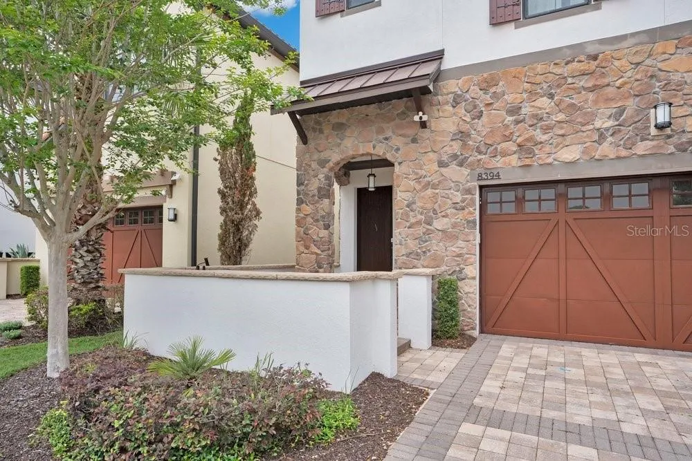 8394 VIA VITTORIA WAY Orlando, FL 32819