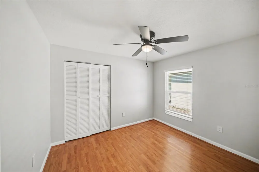 2424 CAMDEN OAKS PLACE Valrico, FL 33594