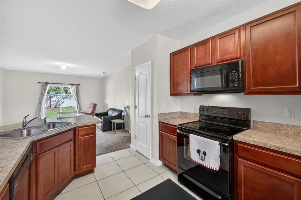 561 LAKE CUMMINGS WAY Lake Alfred, FL 33850