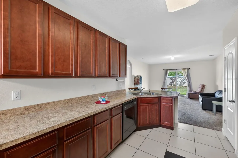 561 LAKE CUMMINGS WAY Lake Alfred, FL 33850