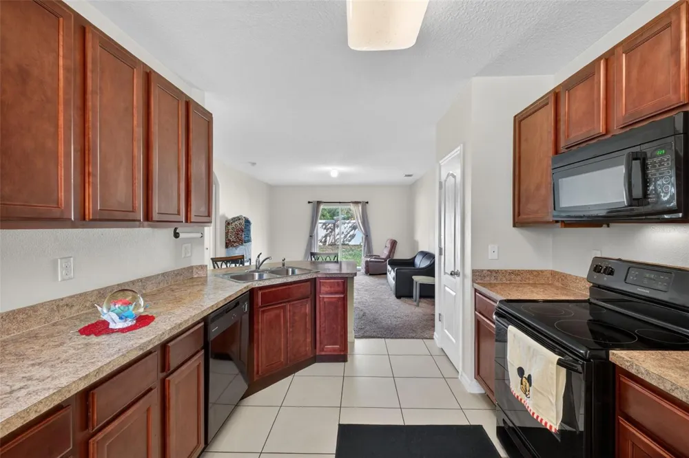 561 LAKE CUMMINGS WAY Lake Alfred, FL 33850