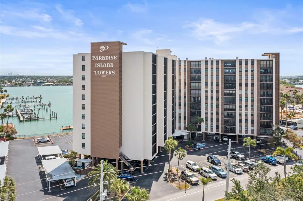10355 PARADISE BOULEVARD #403 Treasure Island, FL 33706