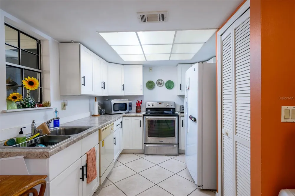 4004 CROSSROADS PLACE Casselberry, FL 32707