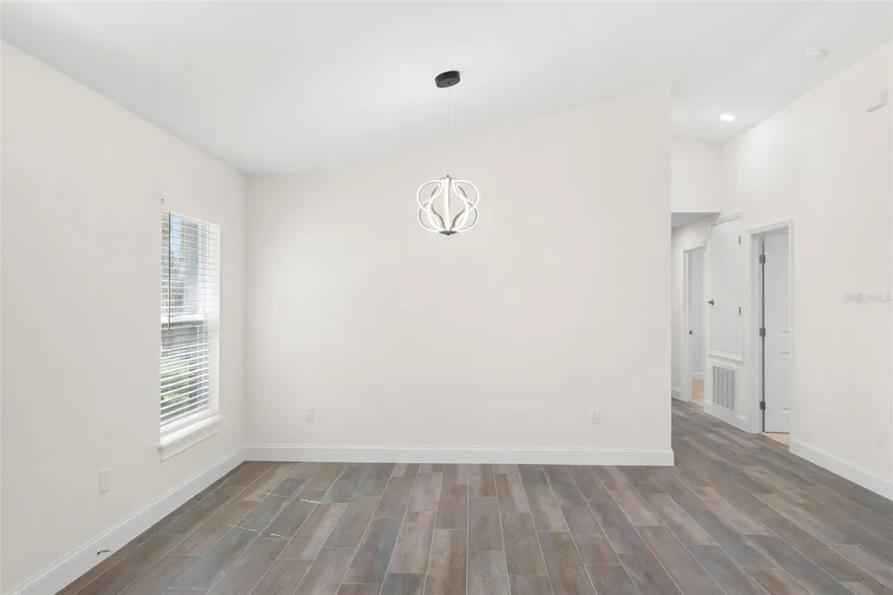 5062 80TH LANE St Petersburg, FL 33709