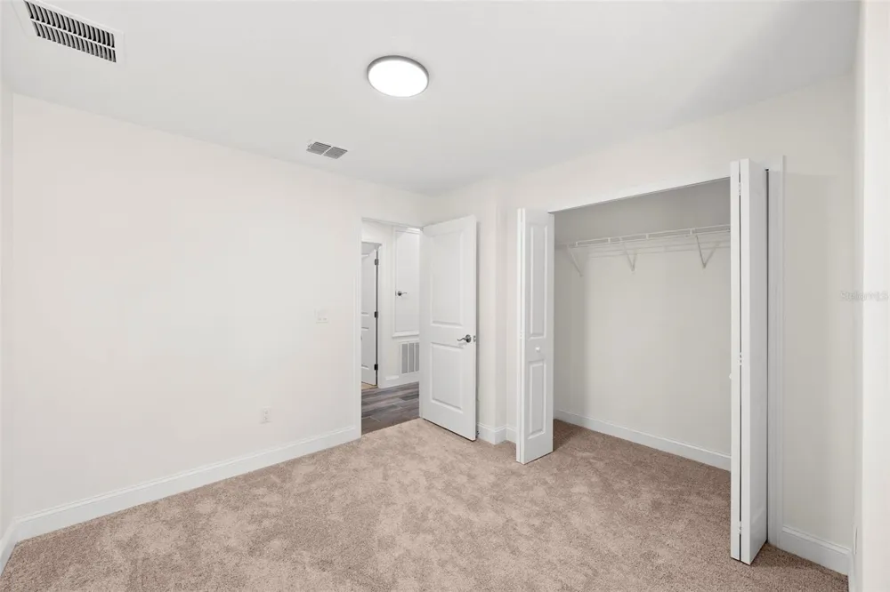 5062 80TH LANE St Petersburg, FL 33709