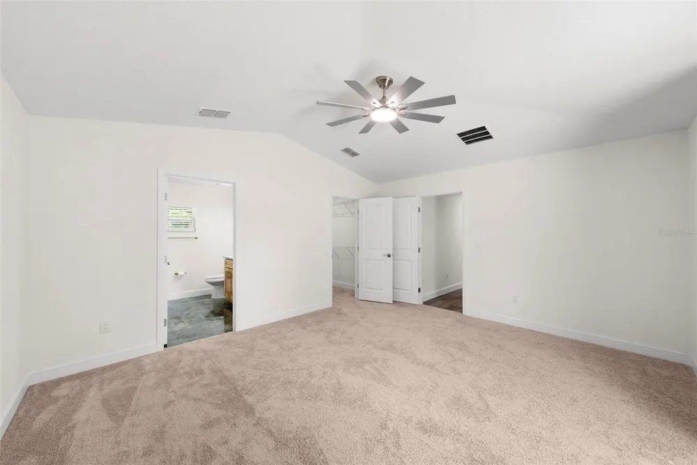 5062 80TH LANE St Petersburg, FL 33709