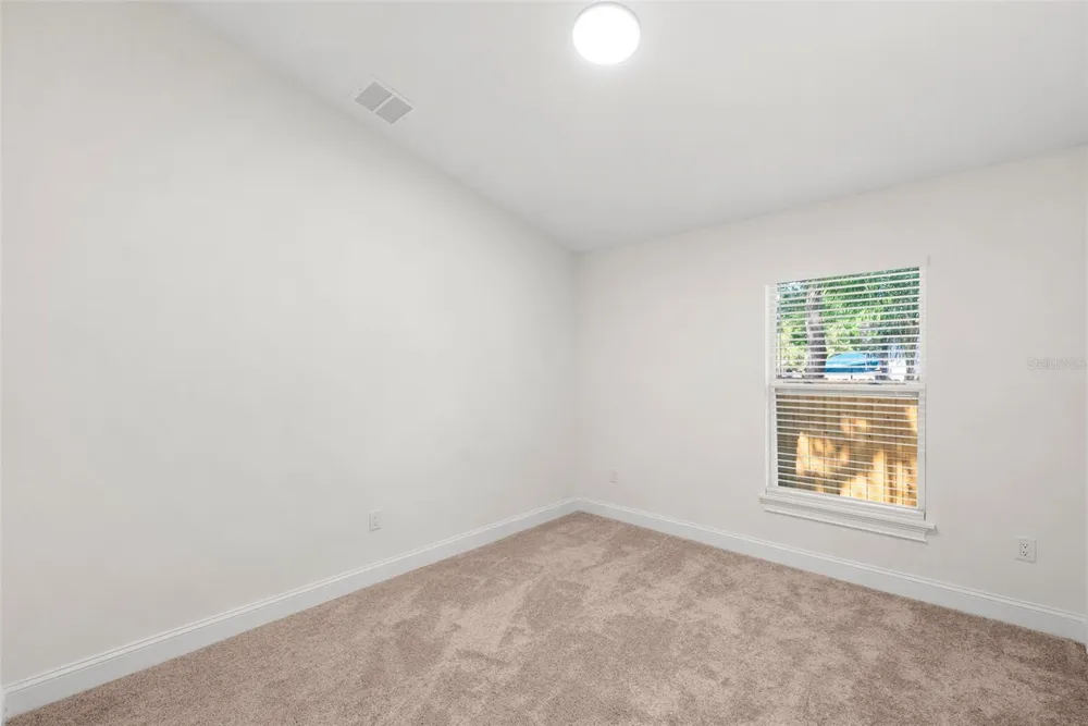 5062 80TH LANE St Petersburg, FL 33709