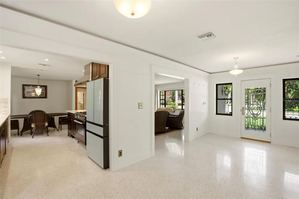 2706 RHODE ISLAND AVENUE Fort Myers, FL 33916