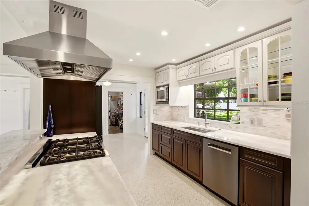 2706 RHODE ISLAND AVENUE Fort Myers, FL 33916