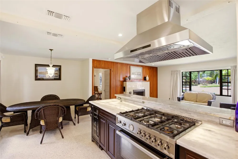 2706 RHODE ISLAND AVENUE Fort Myers, FL 33916