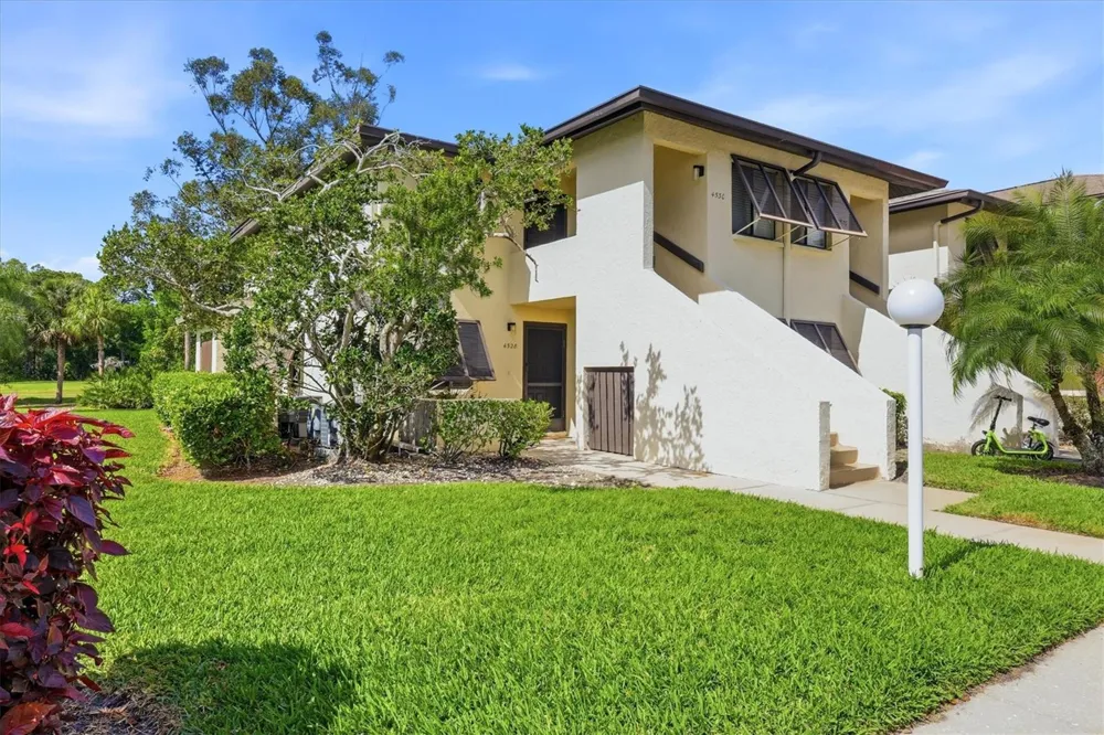 4528 LONGWATER #35 Sarasota, FL 34235