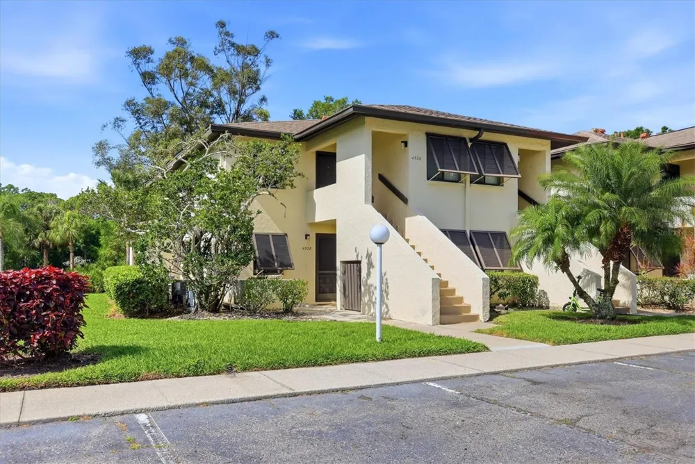 4528 LONGWATER #35 Sarasota, FL 34235