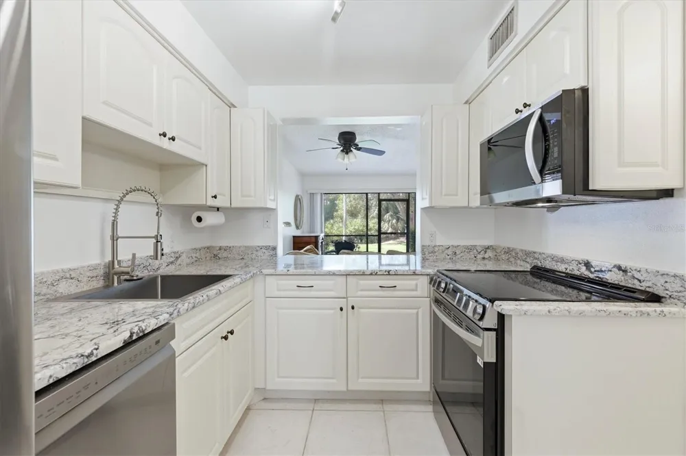 4528 LONGWATER #35 Sarasota, FL 34235